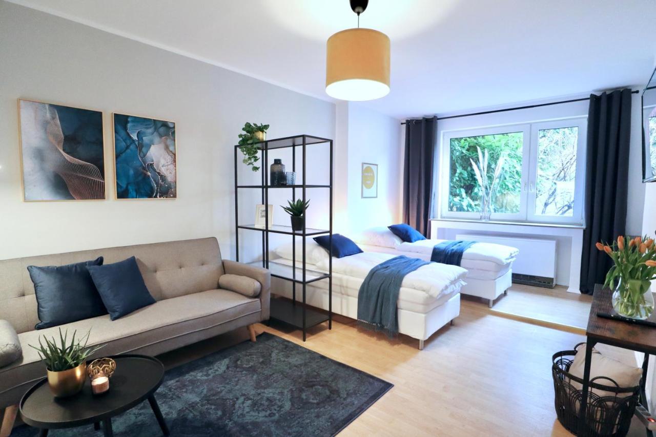 Sapphire Apartment: Free Parking + Netflix + Bathtub Эссен Экстерьер фото