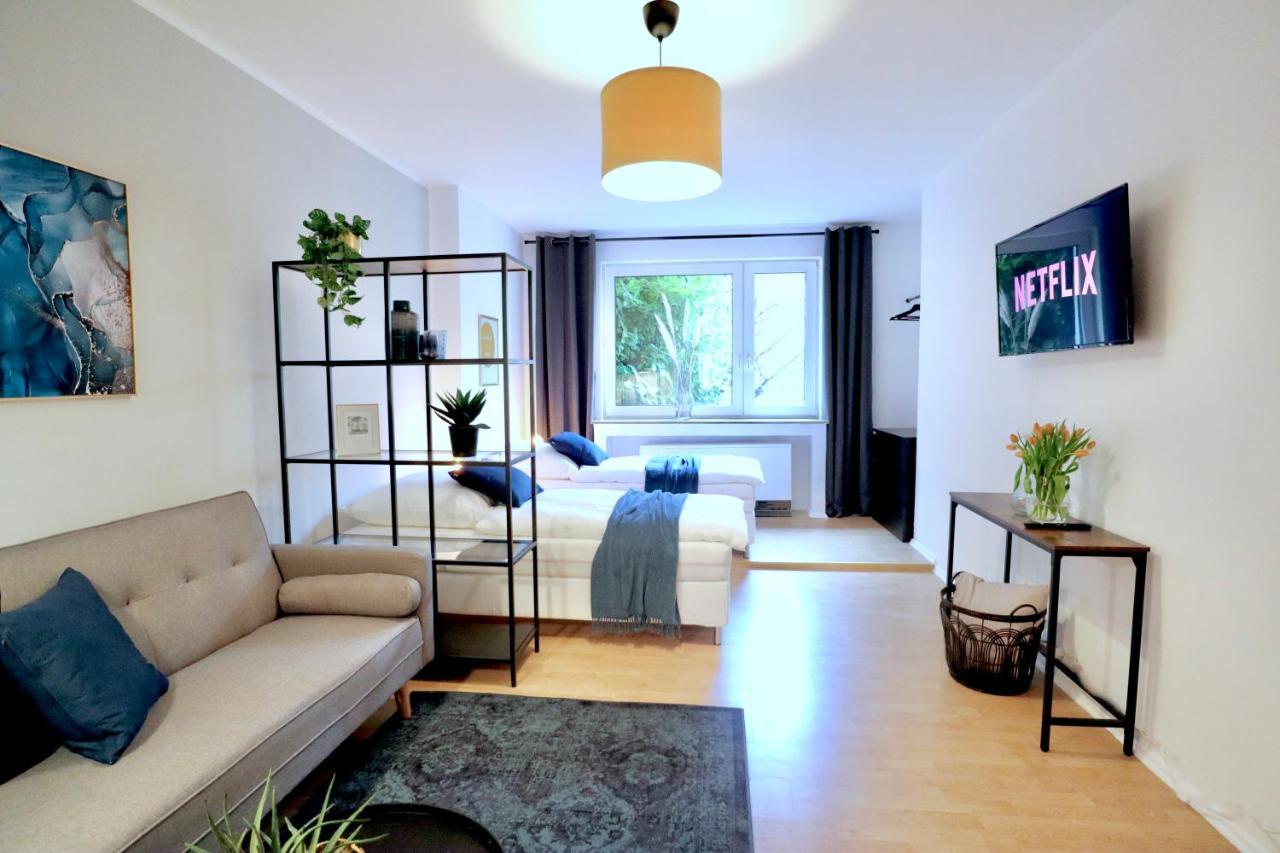 Sapphire Apartment: Free Parking + Netflix + Bathtub Эссен Экстерьер фото