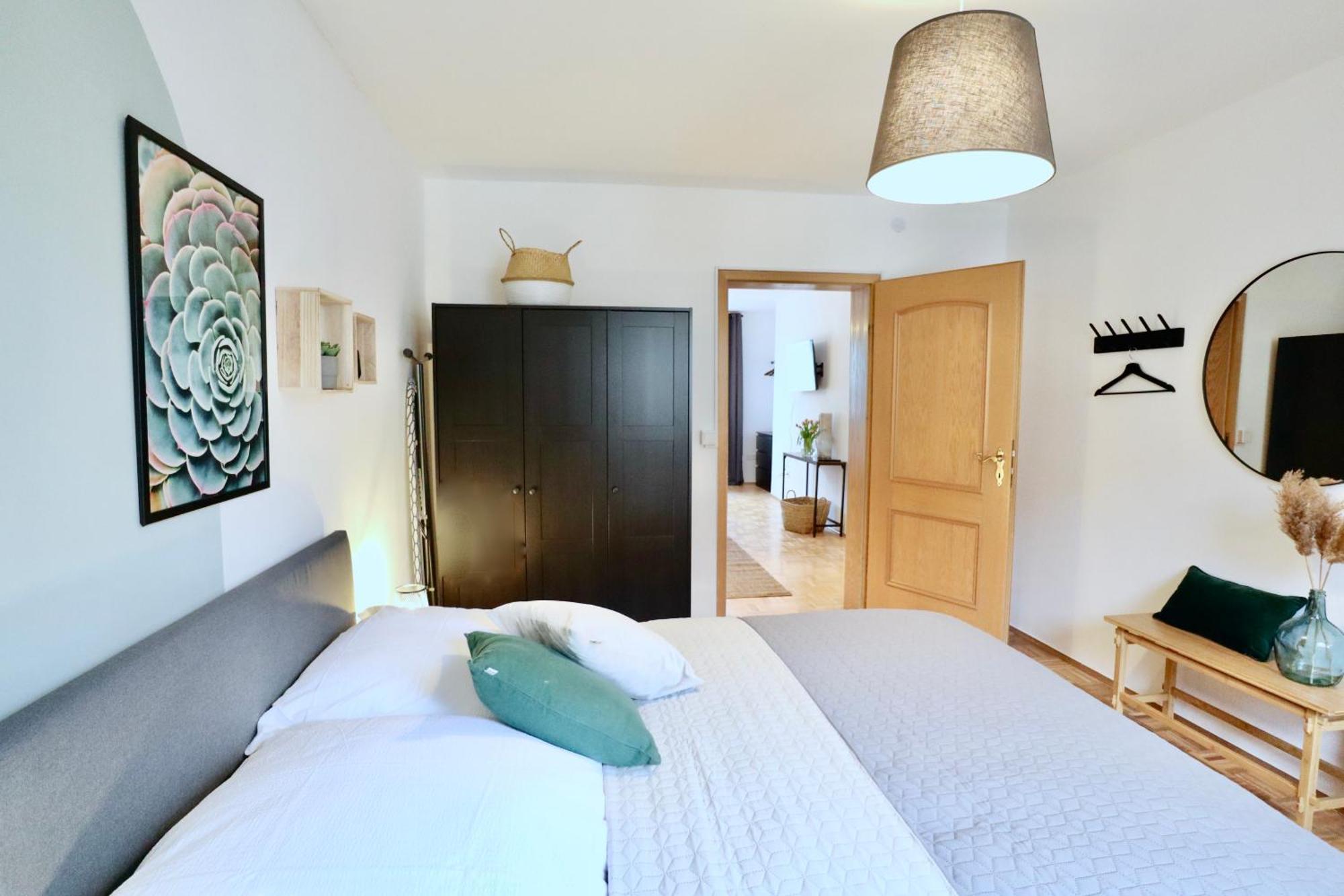 Sapphire Apartment: Free Parking + Netflix + Bathtub Эссен Экстерьер фото